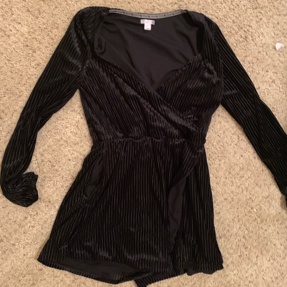Black velvet romper